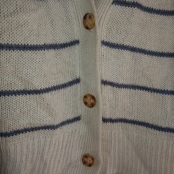 UNIO XL Striped Cardigan Creme Gray Plus - Picture 7 of 8